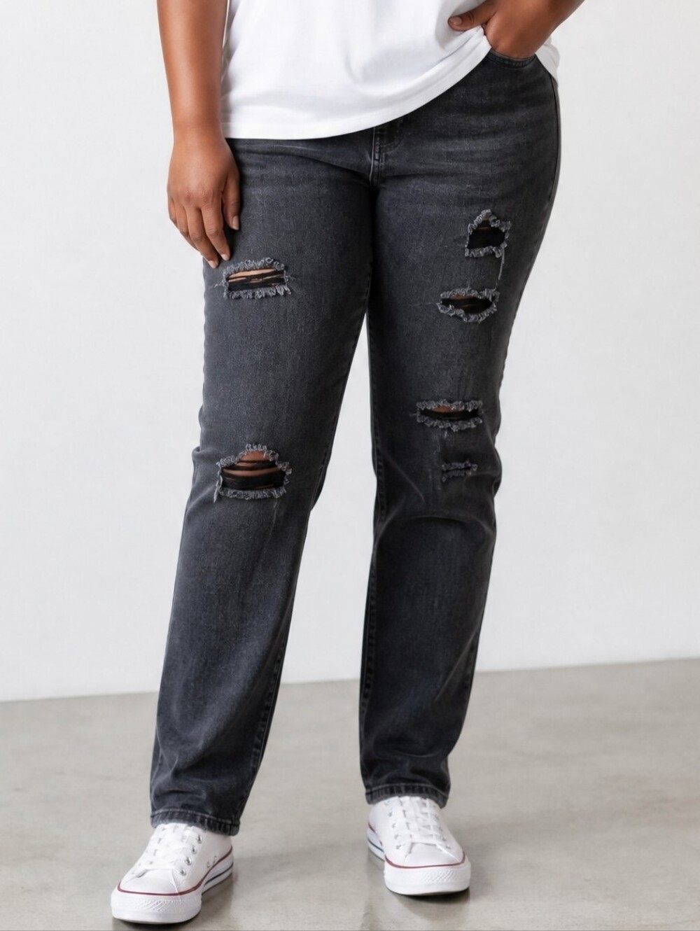 Wax Jean Women's Black Distressed Skinny Jeans